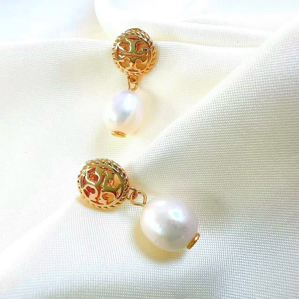 Tory Burch Small Rope Pearl Drop Earrings Womens Designer Earrings‎